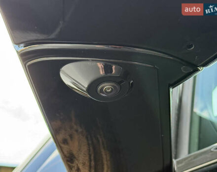 Черный Тойота Секвойя, объемом двигателя 3.5 л и пробегом 1 тыс. км за 150000 $, фото 39 на Automoto.ua