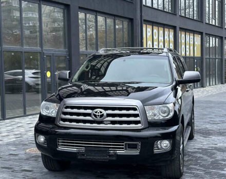 Черный Тойота Секвойя, объемом двигателя 5.66 л и пробегом 170 тыс. км за 26000 $, фото 1 на Automoto.ua