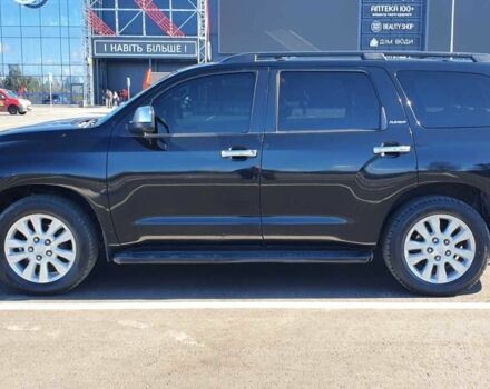 Черный Тойота Секвойя, объемом двигателя 5.7 л и пробегом 285 тыс. км за 20000 $, фото 1 на Automoto.ua