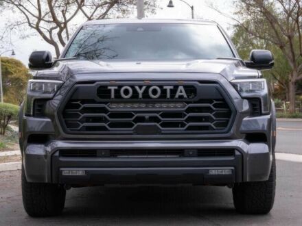 Тойота Секвойя 2023 в Мукачеве на Automoto.ua Черный Тойота Секвойя, объемом двигателя 3.4 л и пробегом 24 тыс. км за 48000 $, фото 1 на Automoto.ua
