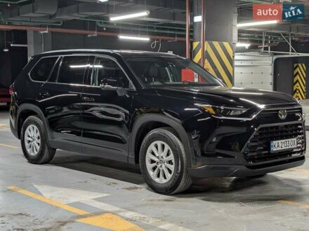 Тойота Секвойя 2024 в Киеве на Automoto.ua Черный Тойота Секвойя, объемом двигателя 2.39 л и пробегом 2 тыс. км за 59000 $, фото 1 на Automoto.ua