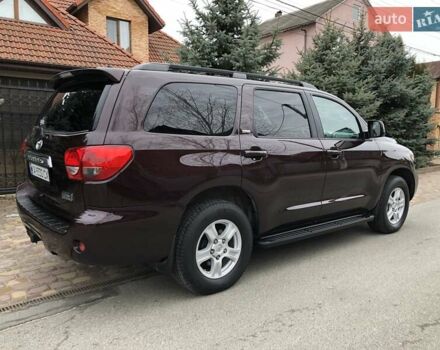 Фиолетовый Тойота Секвойя, объемом двигателя 5.7 л и пробегом 170 тыс. км за 29800 $, фото 12 на Automoto.ua