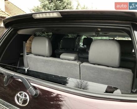 Фиолетовый Тойота Секвойя, объемом двигателя 5.7 л и пробегом 170 тыс. км за 29800 $, фото 34 на Automoto.ua