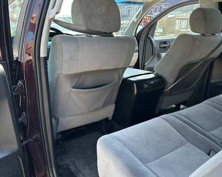 Фиолетовый Тойота Секвойя, объемом двигателя 4.61 л и пробегом 194 тыс. км за 19900 $, фото 10 на Automoto.ua