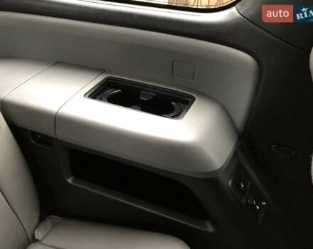 Фиолетовый Тойота Секвойя, объемом двигателя 5.7 л и пробегом 170 тыс. км за 29800 $, фото 30 на Automoto.ua