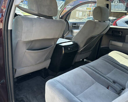 Фиолетовый Тойота Секвойя, объемом двигателя 4.61 л и пробегом 194 тыс. км за 19900 $, фото 12 на Automoto.ua