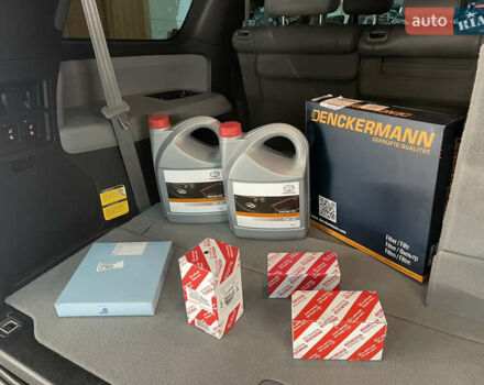 Фиолетовый Тойота Секвойя, объемом двигателя 5.7 л и пробегом 170 тыс. км за 29800 $, фото 60 на Automoto.ua