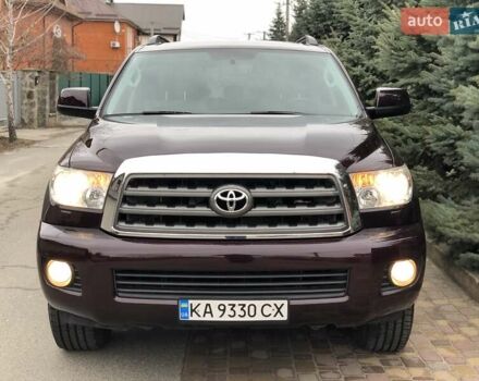 Фиолетовый Тойота Секвойя, объемом двигателя 5.7 л и пробегом 170 тыс. км за 29800 $, фото 7 на Automoto.ua