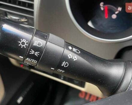 Фіолетовий Тойота Секвойя, об'ємом двигуна 5.66 л та пробігом 360 тис. км за 22000 $, фото 24 на Automoto.ua