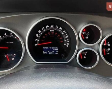 Фіолетовий Тойота Секвойя, об'ємом двигуна 5.66 л та пробігом 360 тис. км за 22000 $, фото 20 на Automoto.ua