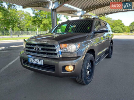 Тойота Секвойя 2015 у Миколаєві на Automoto.ua Коричневий Тойота Секвойя, об'ємом двигуна 5.7 л та пробігом 114 тис. км за 33000 $, фото 1 на Automoto.ua