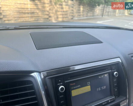 Червоний Тойота Секвойя, об'ємом двигуна 5.66 л та пробігом 120 тис. км за 47700 $, фото 25 на Automoto.ua