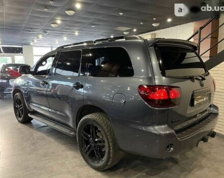 Тойота Секвойя, об'ємом двигуна 0 л та пробігом 200 тис. км за 30000 $, фото 24 на Automoto.ua