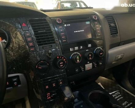 Тойота Секвойя, об'ємом двигуна 0 л та пробігом 200 тис. км за 30000 $, фото 13 на Automoto.ua