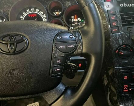 Тойота Секвойя, об'ємом двигуна 0 л та пробігом 200 тис. км за 30000 $, фото 15 на Automoto.ua