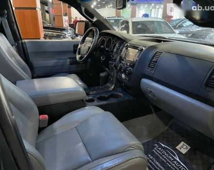 Тойота Секвойя, об'ємом двигуна 0 л та пробігом 200 тис. км за 30000 $, фото 28 на Automoto.ua