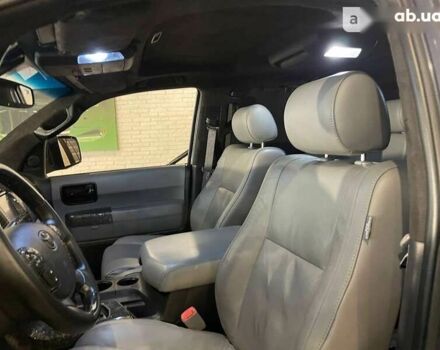 Тойота Секвойя, об'ємом двигуна 0 л та пробігом 200 тис. км за 30000 $, фото 7 на Automoto.ua