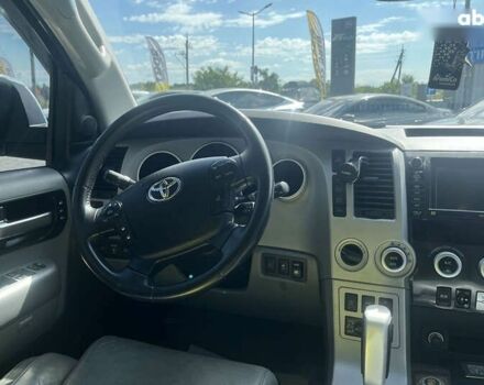 Тойота Секвойя, об'ємом двигуна 0 л та пробігом 395 тис. км за 18500 $, фото 9 на Automoto.ua