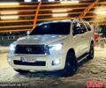 Тойота Секвойя, об'ємом двигуна 5.6 л та пробігом 125 тис. км за 24999 $, фото 3 на Automoto.ua