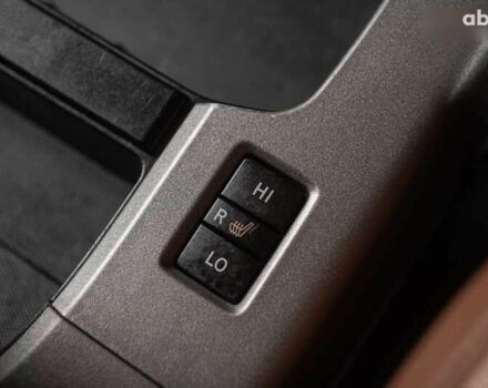 Тойота Секвойя, об'ємом двигуна 5.7 л та пробігом 330 тис. км за 34900 $, фото 11 на Automoto.ua