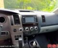 Тойота Секвойя, об'ємом двигуна 5.7 л та пробігом 250 тис. км за 29000 $, фото 5 на Automoto.ua
