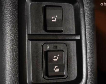 Тойота Секвойя, об'ємом двигуна 5.7 л та пробігом 330 тис. км за 34900 $, фото 10 на Automoto.ua