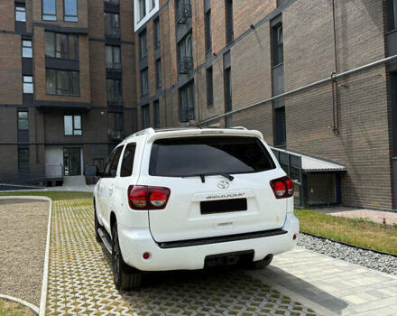 Тойота Секвойя, объемом двигателя 5.7 л и пробегом 130 тыс. км за 43700 $, фото 16 на Automoto.ua