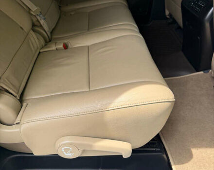 Тойота Секвойя, объемом двигателя 5.7 л и пробегом 130 тыс. км за 43700 $, фото 19 на Automoto.ua