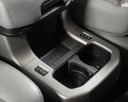 Тойота Секвойя, объемом двигателя 0 л и пробегом 48 тыс. км за 46900 $, фото 12 на Automoto.ua