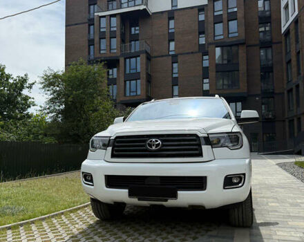 Тойота Секвойя, объемом двигателя 5.7 л и пробегом 130 тыс. км за 43700 $, фото 6 на Automoto.ua