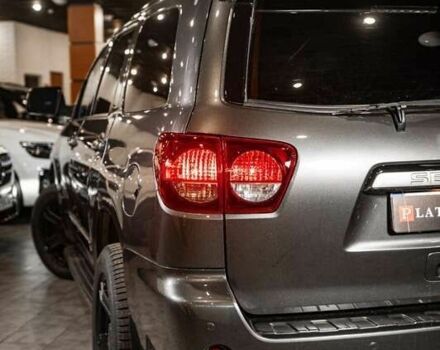 Тойота Секвойя, объемом двигателя 0 л и пробегом 48 тыс. км за 46900 $, фото 7 на Automoto.ua