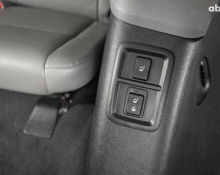 Тойота Секвойя, объемом двигателя 0 л и пробегом 48 тыс. км за 46900 $, фото 8 на Automoto.ua