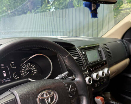 Тойота Секвойя, объемом двигателя 5.7 л и пробегом 130 тыс. км за 43700 $, фото 29 на Automoto.ua