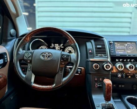 Тойота Секвойя, объемом двигателя 0 л и пробегом 82 тыс. км за 63900 $, фото 23 на Automoto.ua