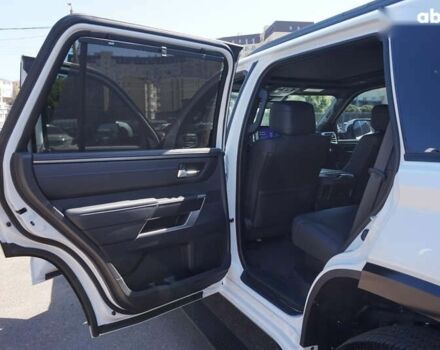 Тойота Секвойя, объемом двигателя 0 л и пробегом 16 тыс. км за 119000 $, фото 27 на Automoto.ua