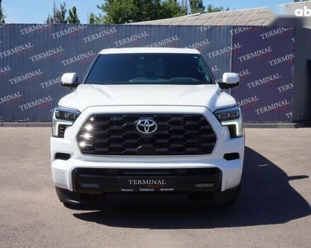 Тойота Секвойя, объемом двигателя 0 л и пробегом 16 тыс. км за 119000 $, фото 1 на Automoto.ua