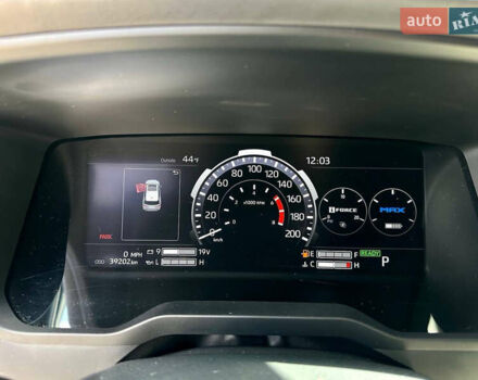 Тойота Секвойя, объемом двигателя 3.45 л и пробегом 50 тыс. км за 127777 $, фото 8 на Automoto.ua