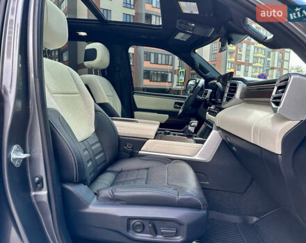 Тойота Секвойя, объемом двигателя 3.45 л и пробегом 50 тыс. км за 127777 $, фото 18 на Automoto.ua