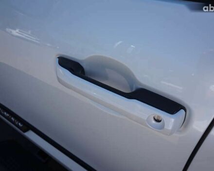 Тойота Секвойя, объемом двигателя 0 л и пробегом 16 тыс. км за 119000 $, фото 16 на Automoto.ua