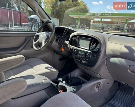 Серый Тойота Секвойя, объемом двигателя 4.7 л и пробегом 286 тыс. км за 14700 $, фото 20 на Automoto.ua