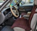 Серый Тойота Секвойя, объемом двигателя 4.7 л и пробегом 300 тыс. км за 11000 $, фото 14 на Automoto.ua