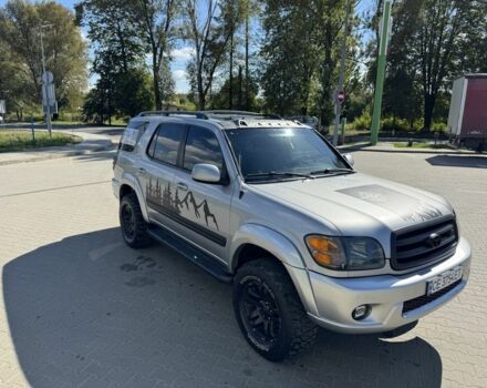 Серый Тойота Секвойя, объемом двигателя 4.7 л и пробегом 283 тыс. км за 14700 $, фото 2 на Automoto.ua