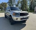 Серый Тойота Секвойя, объемом двигателя 4.7 л и пробегом 283 тыс. км за 14700 $, фото 8 на Automoto.ua