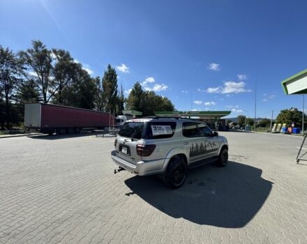 Серый Тойота Секвойя, объемом двигателя 4.7 л и пробегом 283 тыс. км за 14700 $, фото 1 на Automoto.ua