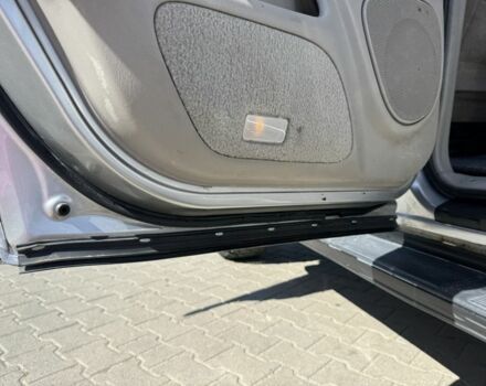 Серый Тойота Секвойя, объемом двигателя 4.7 л и пробегом 283 тыс. км за 14700 $, фото 18 на Automoto.ua