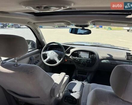 Серый Тойота Секвойя, объемом двигателя 4.7 л и пробегом 286 тыс. км за 14700 $, фото 15 на Automoto.ua