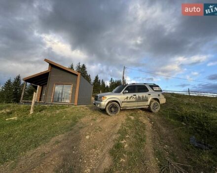 Серый Тойота Секвойя, объемом двигателя 4.7 л и пробегом 286 тыс. км за 14700 $, фото 26 на Automoto.ua