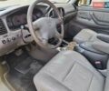 Сірий Тойота Секвойя, об'ємом двигуна 4.7 л та пробігом 312 тис. км за 13750 $, фото 10 на Automoto.ua