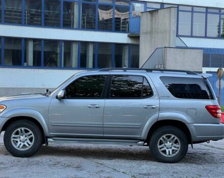 Тойота Секвойя 2003 в Киеве на Automoto.ua Серый Тойота Секвойя, объемом двигателя 4.7 л и пробегом 242 тыс. км за 6867 $, фото 4 на Automoto.ua