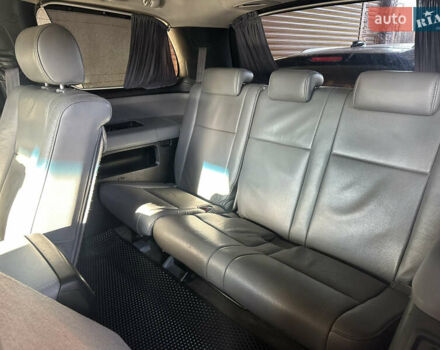 Серый Тойота Секвойя, объемом двигателя 5.7 л и пробегом 289 тыс. км за 22200 $, фото 16 на Automoto.ua